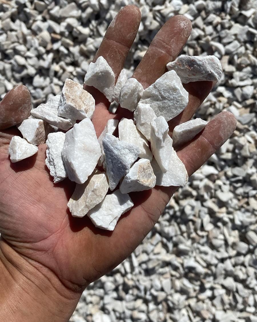 Piedra blanca en Maldonado — Kataras Áridos